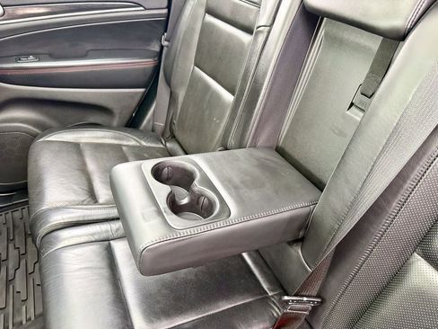 Used 2018 Jeep Grand Cherokee Trailhawk w/ Trailhawk Luxury Group AWD/4WD image 36