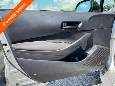 Used 2023 Toyota Corolla LE FWD image 16