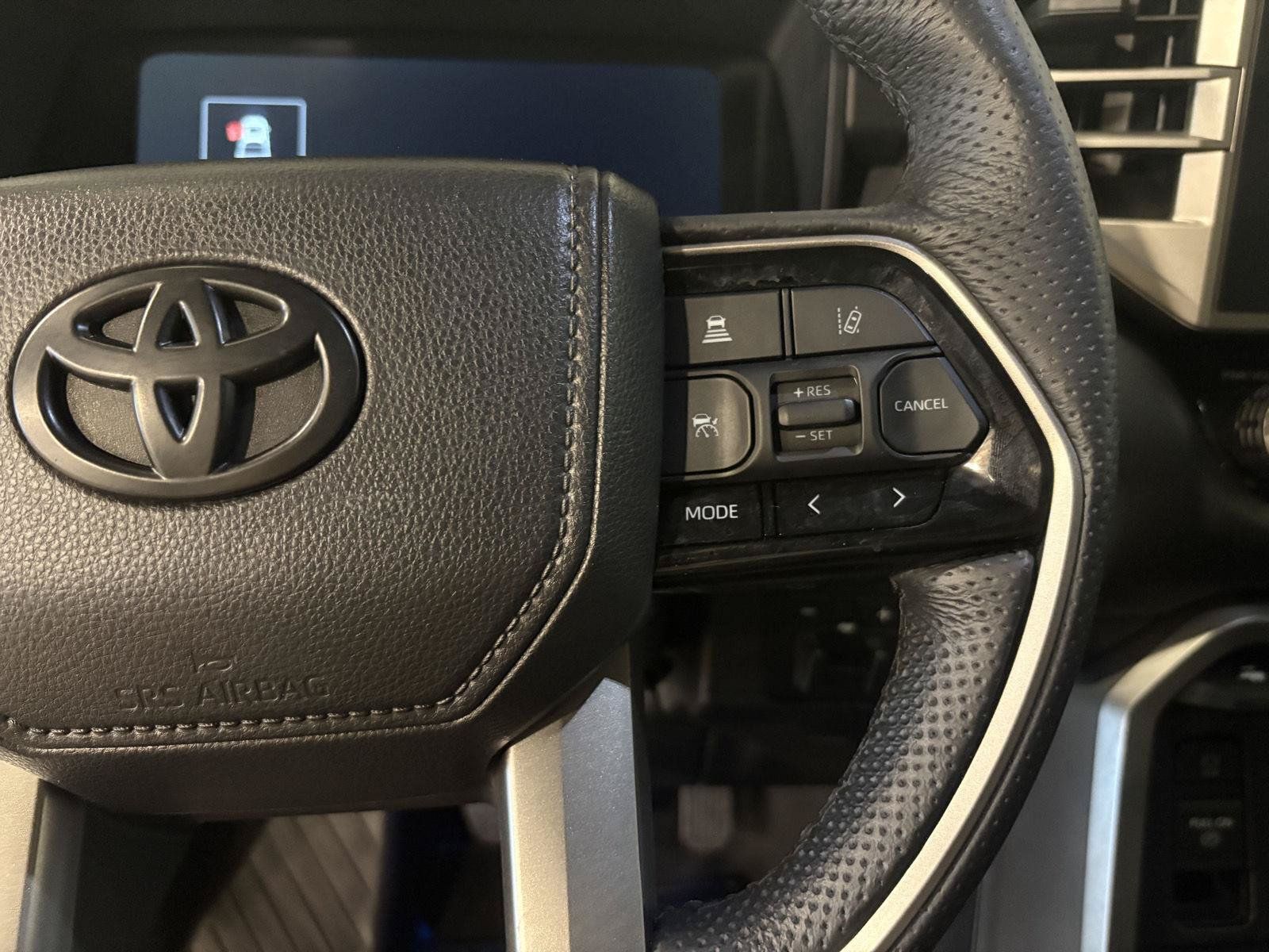 Used 2024 Toyota Tundra Limited AWD/4WD image 17