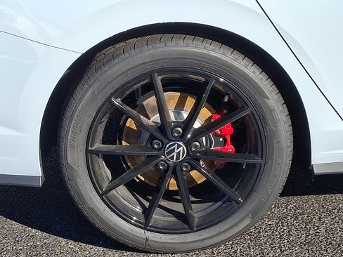 New 2026 Volkswagen Jetta GLI Autobahn FWD image 5