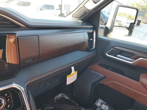 New 2026 GMC Sierra 2500 Denali Ultimate image 27