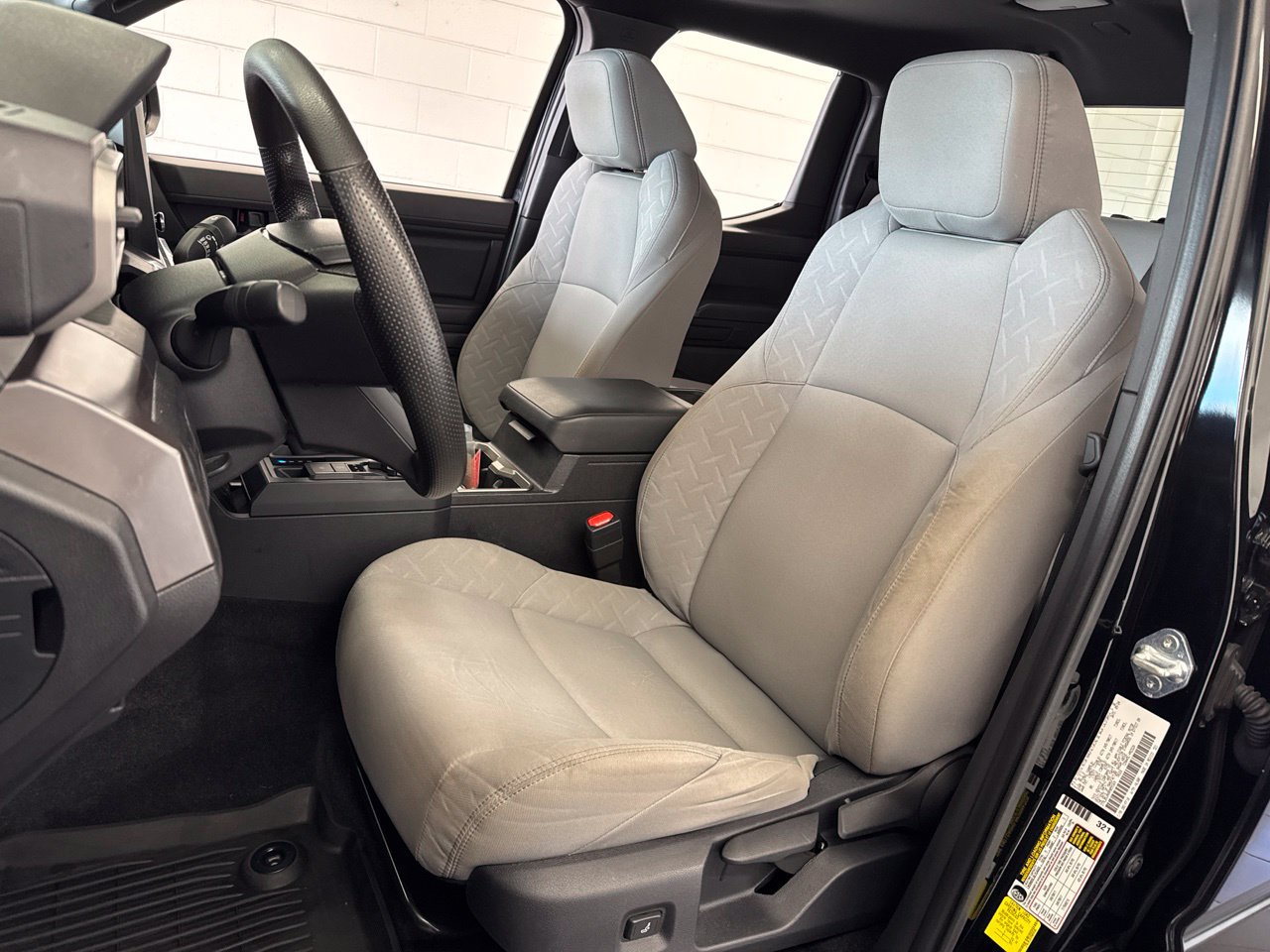 Used 2024 Toyota Tacoma SR5 AWD/4WD image 14