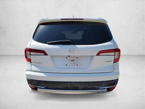 Used 2021 Honda Pilot Touring image 6