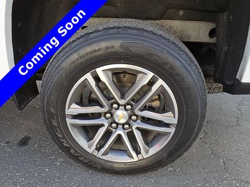 Used 2021 Chevrolet Colorado W/T w/ Custom Special Edition RWD image 19