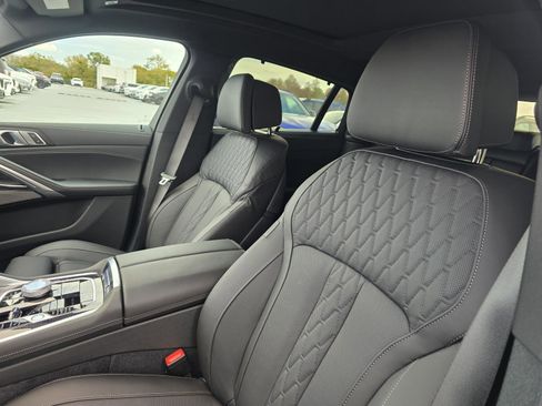 New 2026 BMW X6 M60i w/ Executive Package image 16