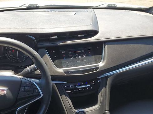 Certified 2024 Cadillac XT5 Premium Luxury w/ Technology Package AWD/4WD image 28