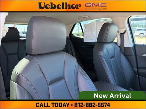 Used 2024 Buick Envision Preferred AWD/4WD image 4