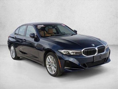 Used 2023 BMW 330i xDrive Sedan w/ Premium Package image 3
