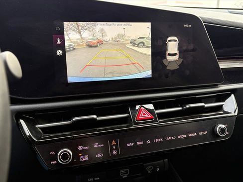 Used 2024 Kia Niro Wind image 9