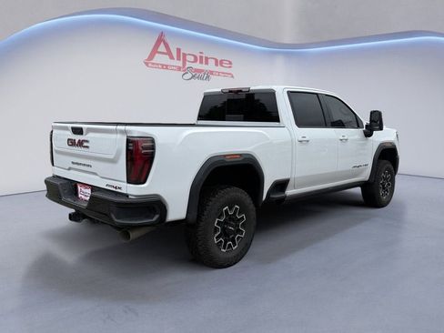 Used 2025 GMC Sierra 2500 AT4X AWD/4WD image 5