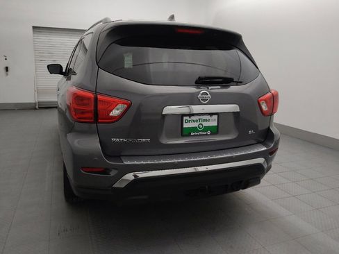 Used 2019 Nissan Pathfinder SL w/ SL Premium Package FWD image 6