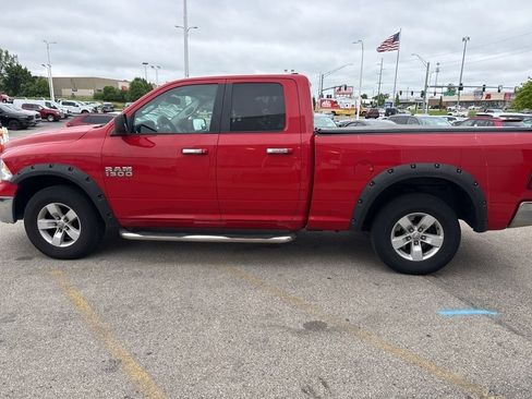 Used 2016 RAM 1500 Classic SLT AWD/4WD image 6