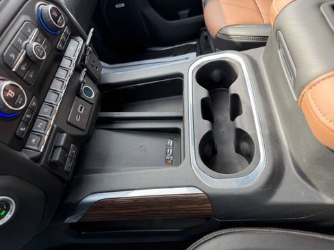 Used 2021 Chevrolet Silverado 1500 High Country w/ Technology Package image 43