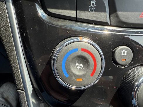 Used 2019 Chevrolet Trax Premier w/ LPO, Cargo Package image 20