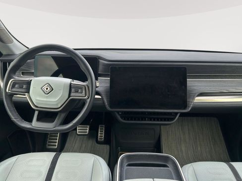 Used 2024 Rivian R1S Adventure image 24