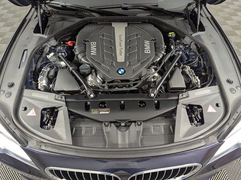 Used 2015 BMW 750Li RWD image 27