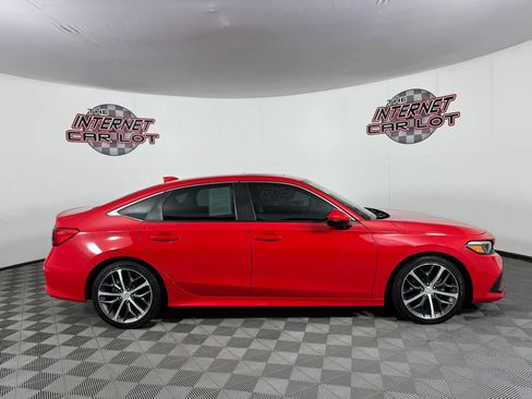 Used 2022 Honda Civic Touring image 8