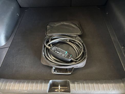 Used 2024 Kia EV6 Wind RWD image 21