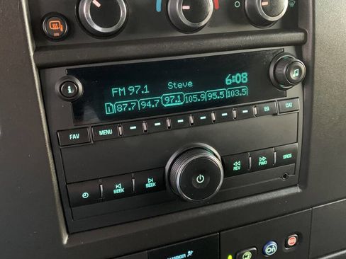 Used 2020 Chevrolet Express 2500 w/ Driver Convenience Package image 19