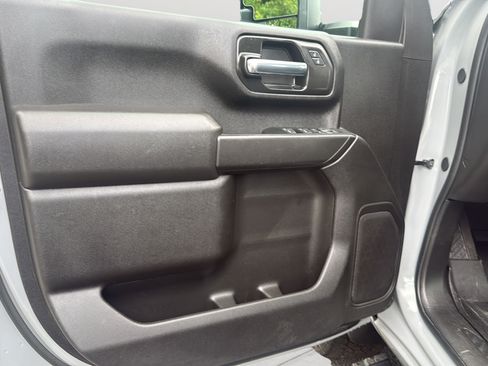 Certified 2024 Chevrolet Silverado 2500 Custom w/ Custom Value Package AWD/4WD image 11