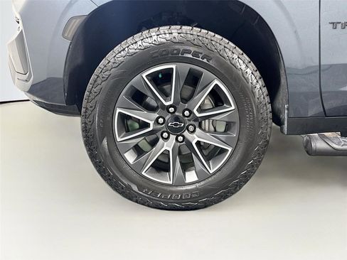 Used 2021 Chevrolet Tahoe Z71 w/ Luxury Package AWD/4WD image 34