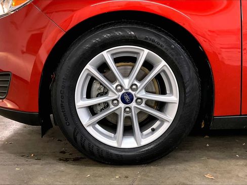Used 2018 Ford Focus SE image 12