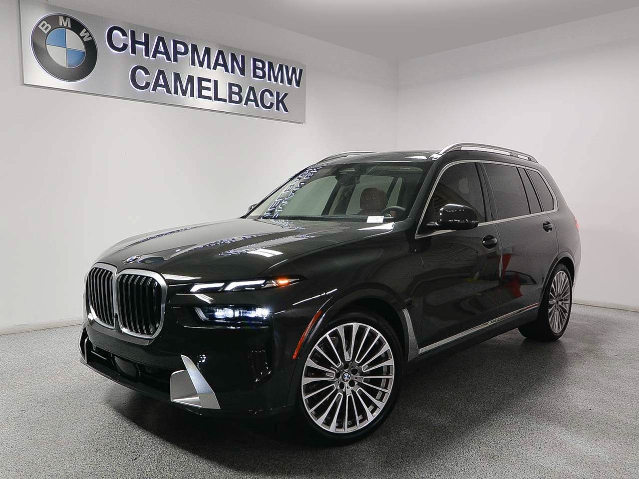 Used 2027 BMW X7 xDrive40i w/ Premium Package AWD/4WD image 1