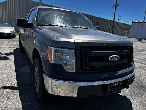 Used 2014 Ford F150 XL w/ Equipment Group 101A Mid AWD/4WD image 7