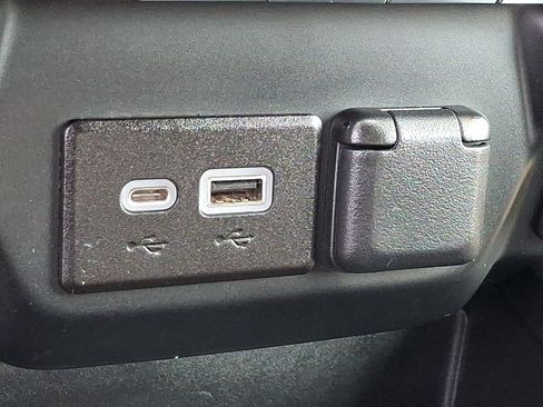 Used 2022 Chevrolet Silverado 1500 RST w/ Bed Protection Package AWD/4WD image 24