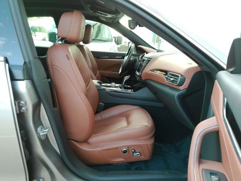 Used 2022 Maserati Levante GT image 22