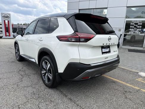 Certified 2023 Nissan Rogue SL w/ SL Premium Package AWD/4WD image 6