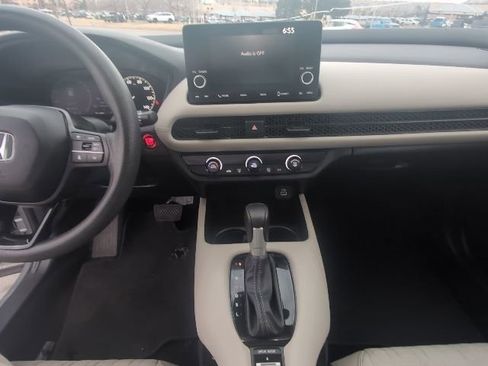 Used 2024 Honda HR-V LX image 21
