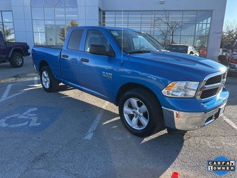 Used 2024 RAM 1500 Classic SLT AWD/4WD image 40