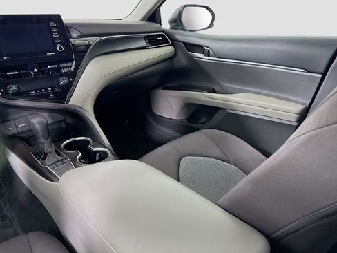 Used 2024 Toyota Camry LE image 21