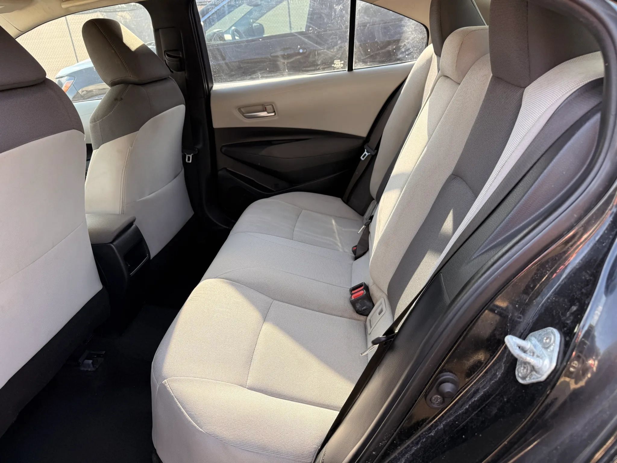Used 2021 Toyota Corolla LE FWD image 21