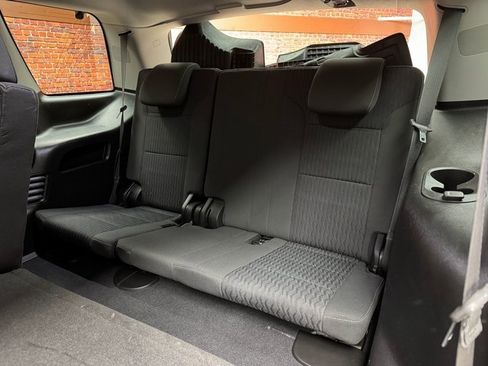 Used 2019 GMC Yukon SLE w/ SLE Value Package image 24