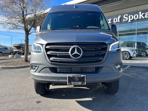 New 2025 Mercedes-Benz Sprinter 2500 image 3