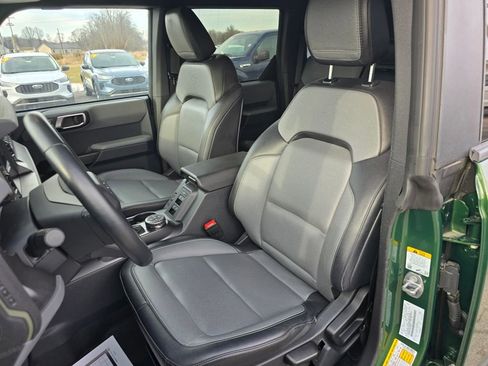 Used 2024 Ford Bronco Everglades image 17