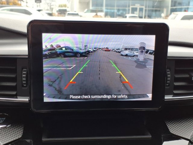 Used 2023 Ford Explorer ST-Line w/ Class IV Trailer Tow Package AWD/4WD image 28