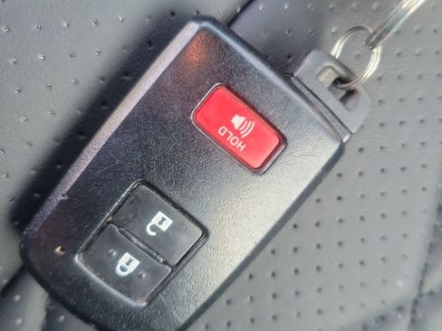 Used 2018 Toyota Tacoma TRD Pro AWD/4WD image 34