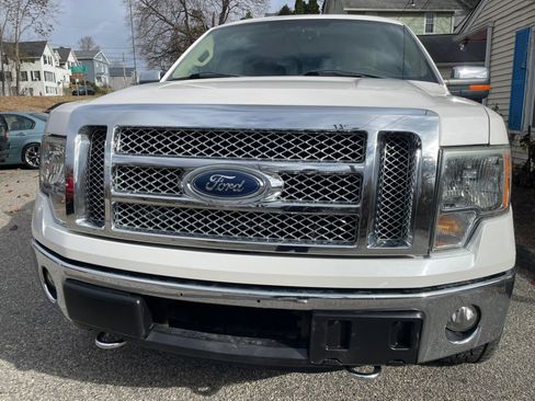 Used 2012 Ford F150 Lariat w/ Lariat Chrome Pkg image 2