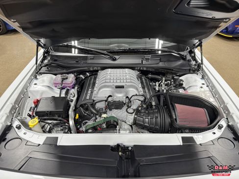 Used 2022 Dodge Challenger SRT Hellcat image 9