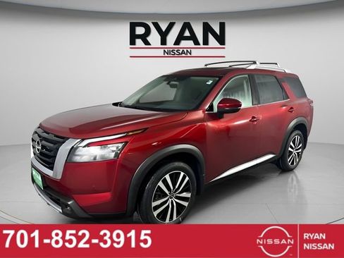 New 2025 Nissan Pathfinder Platinum w/ Cargo Package image 11