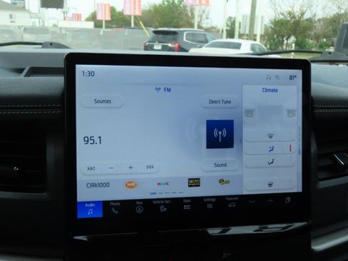 Used 2022 Ford Expedition Max XLT image 31