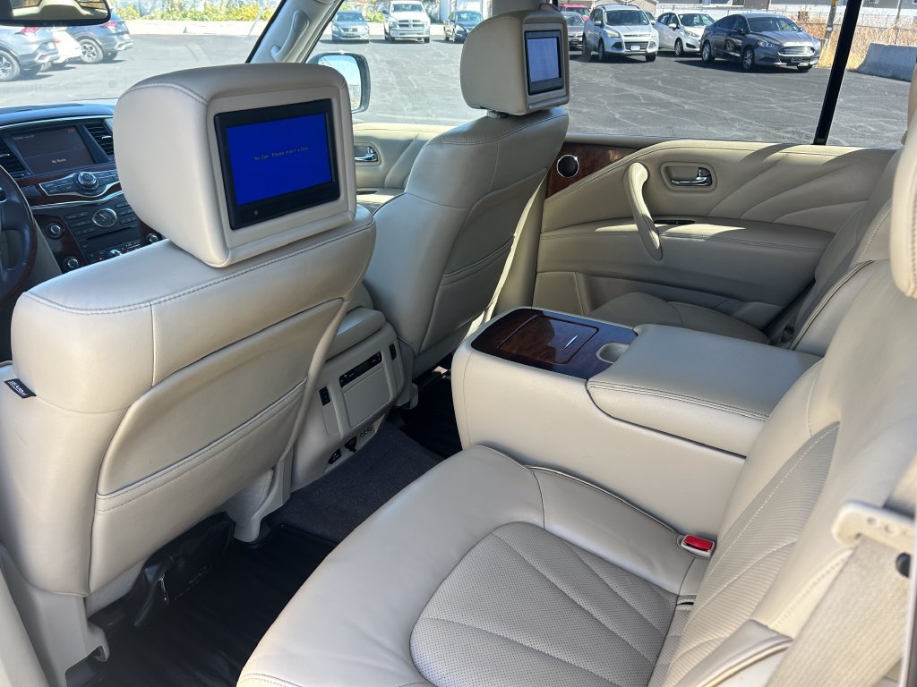 Used 2017 INFINITI QX80 4WD w/ Deluxe Technology Package image 32
