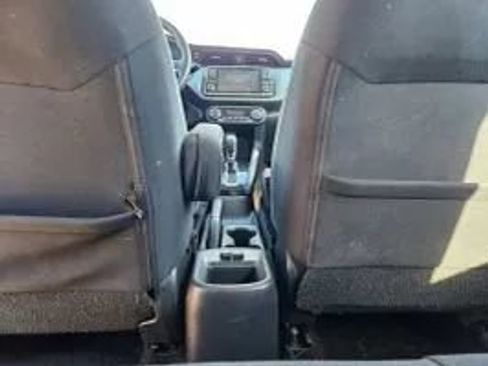 Used 2019 Nissan Kicks SV FWD image 11