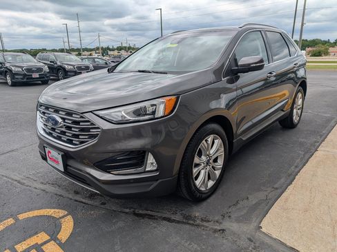 Used 2020 Ford Edge Titanium image 4