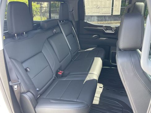 New 2026 GMC Sierra 1500 Elevation w/ Elevation Premium Package AWD/4WD image 28