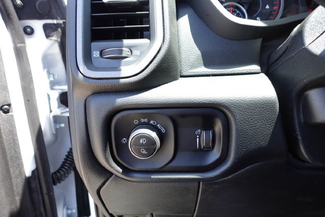 New 2025 RAM 5500 Tradesman w/ Chrome Appearance Group AWD/4WD image 19