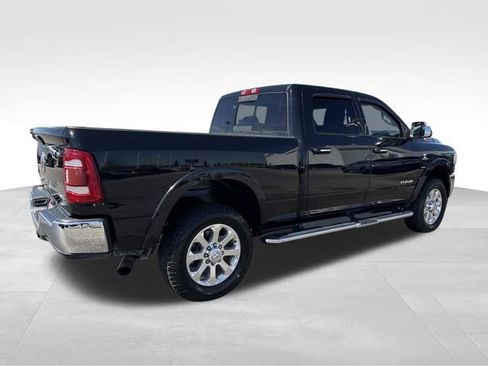 Used 2022 RAM 3500 Laramie AWD/4WD image 2